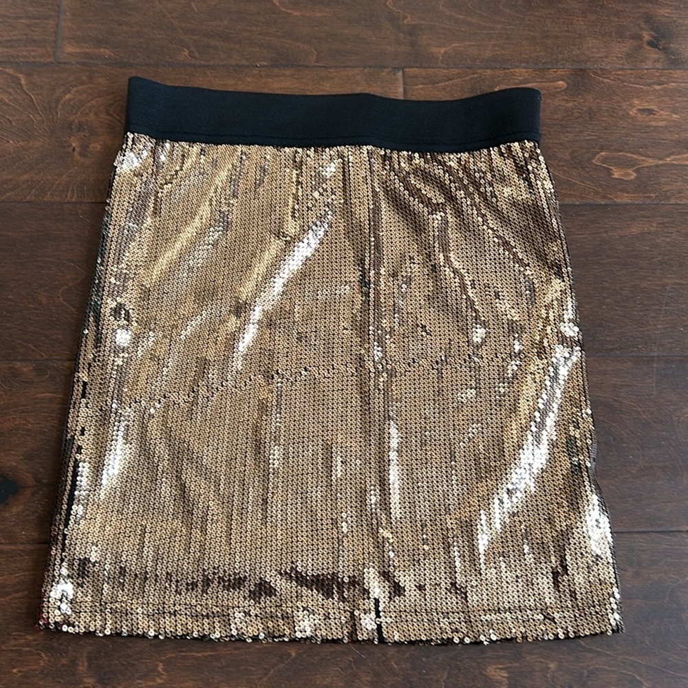 Forever 21 Women’s Skirt New Black Gold Mini Sz S Missing Sequins New ST2825